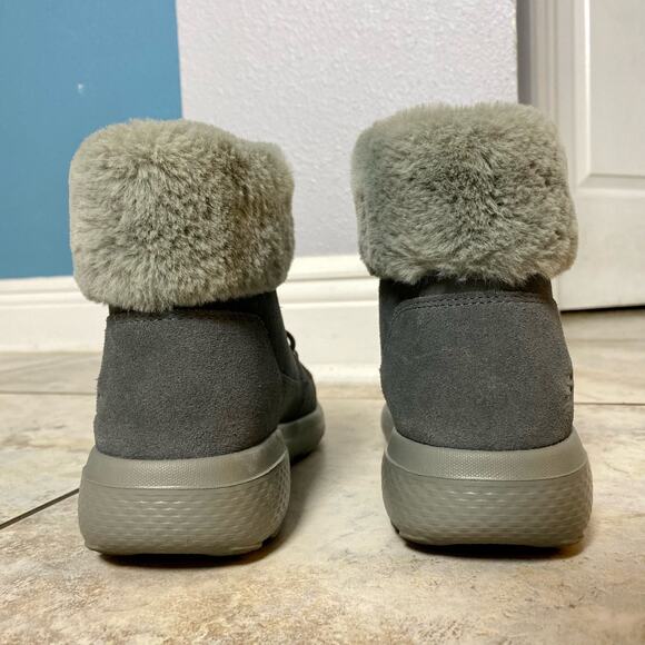 Skechers Boots 7.5 On The Go Winter Chill Gray Suede Leather Lace Up Ankle - Picture 9 of 11